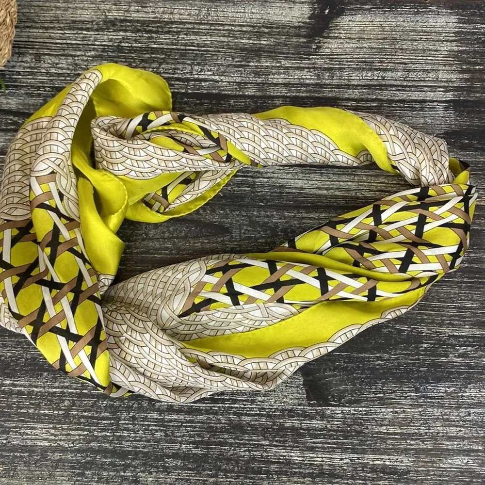 Carlisle 100% Silk Yellow Black Print Rectangular Women's Scarve Scarf